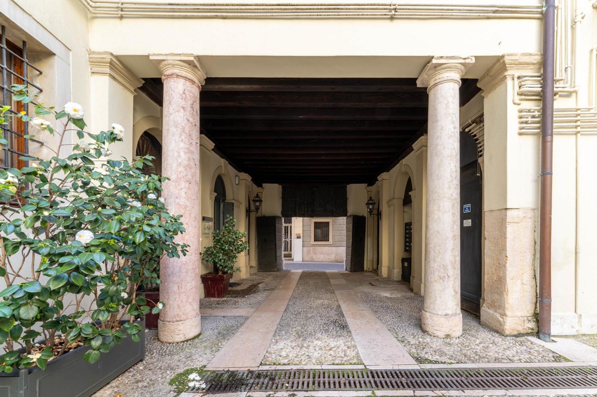 Appartamento Palazzo Venier Verona Esterno foto